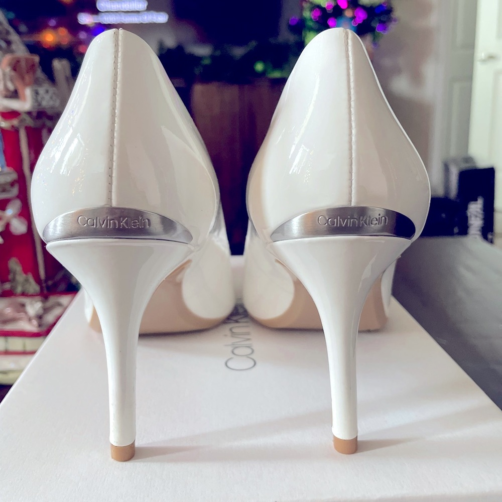 Calvin Klein point toe stiletto